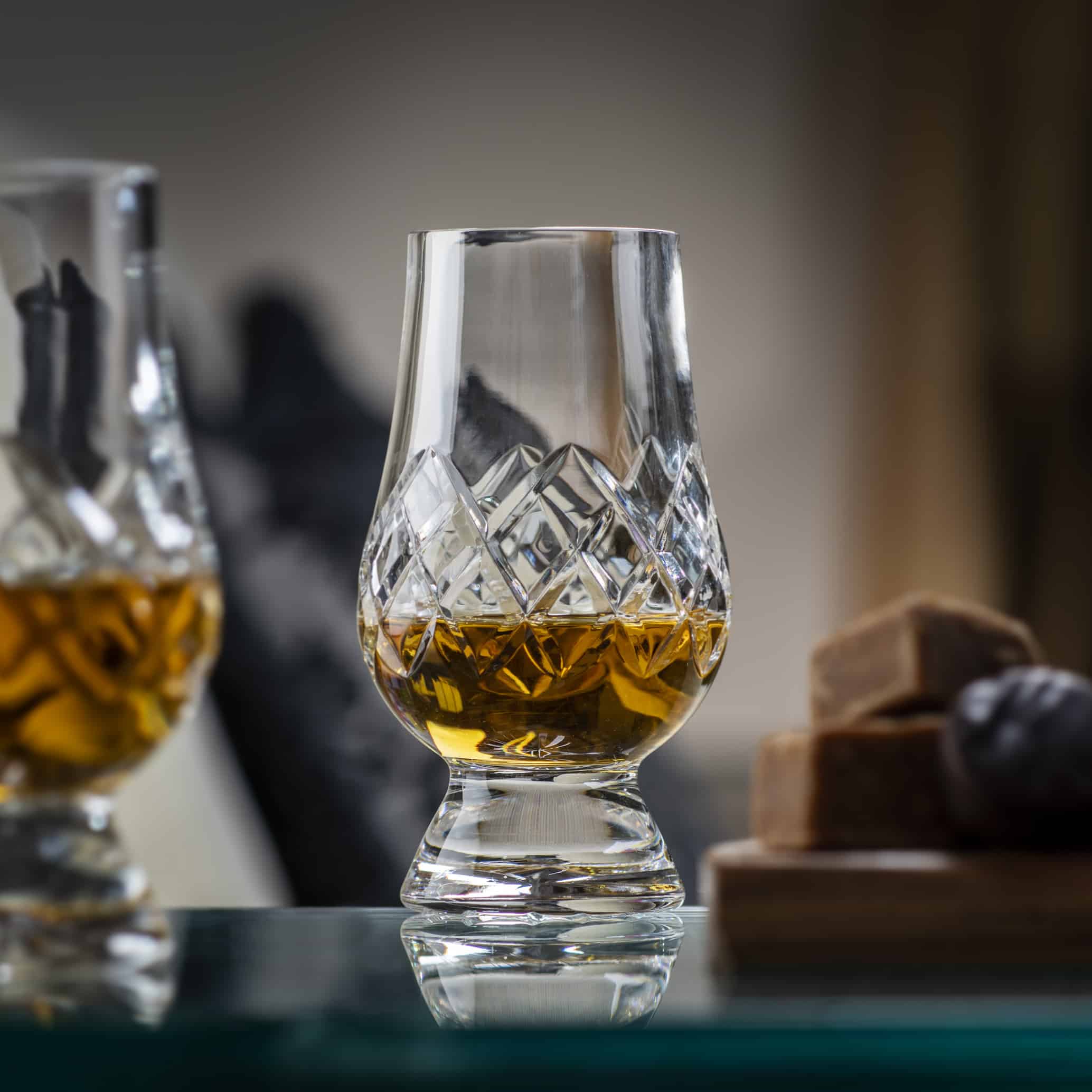 https://whiskyglass.com/wp-content/uploads/2022/10/whisky-cut-sq.jpg