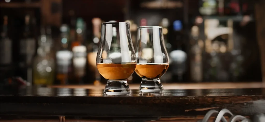 https://whiskyglass.com/wp-content/uploads/2023/02/The-Glencairn-Glass-1024x471.webp